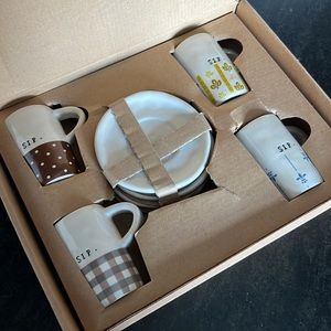 RAE DUNN MAGENTA BOUTIQUE 4 TALL DEMITASSE CUPS & SAUCERS COMPLETE SET